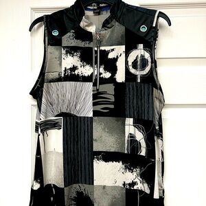 Jami sadock women’s size large golf shirt.  Black white and gray sleeveless